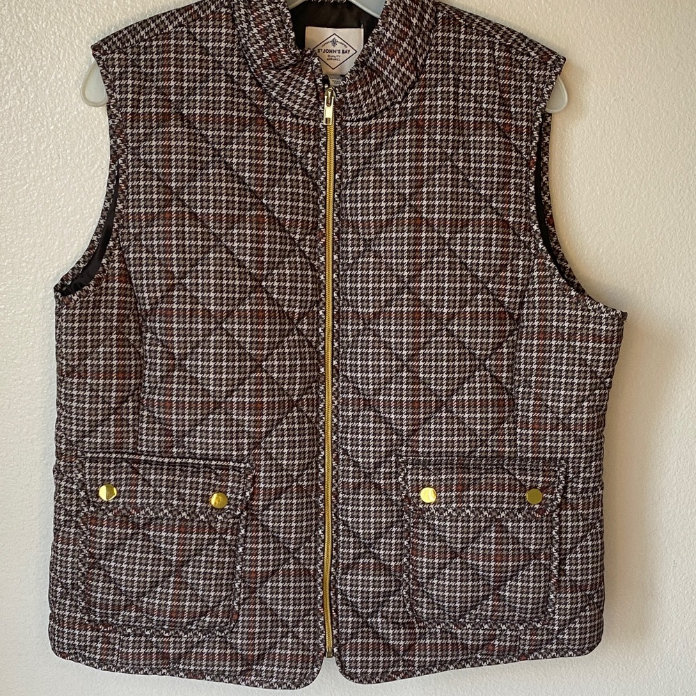 St. John's Bay Brown Quilted Vest